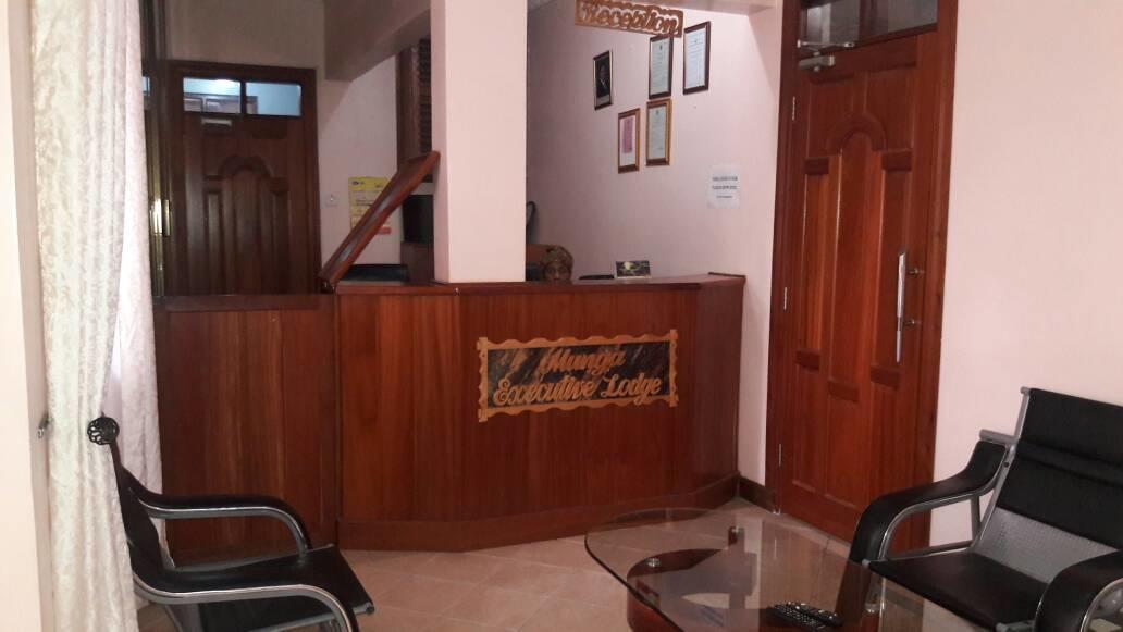 Munga Executive Lodge Аруша Екстериор снимка